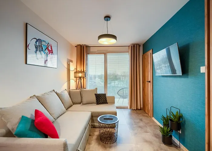 Horyzont Apartamenty-Perłowa Przystań- zewnętrzny basen, parking, śniadanie- blisko do plaży zachodniej i morza!!!